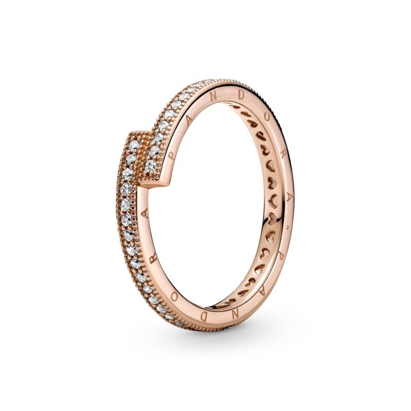 Sparkling Overlapping Ring