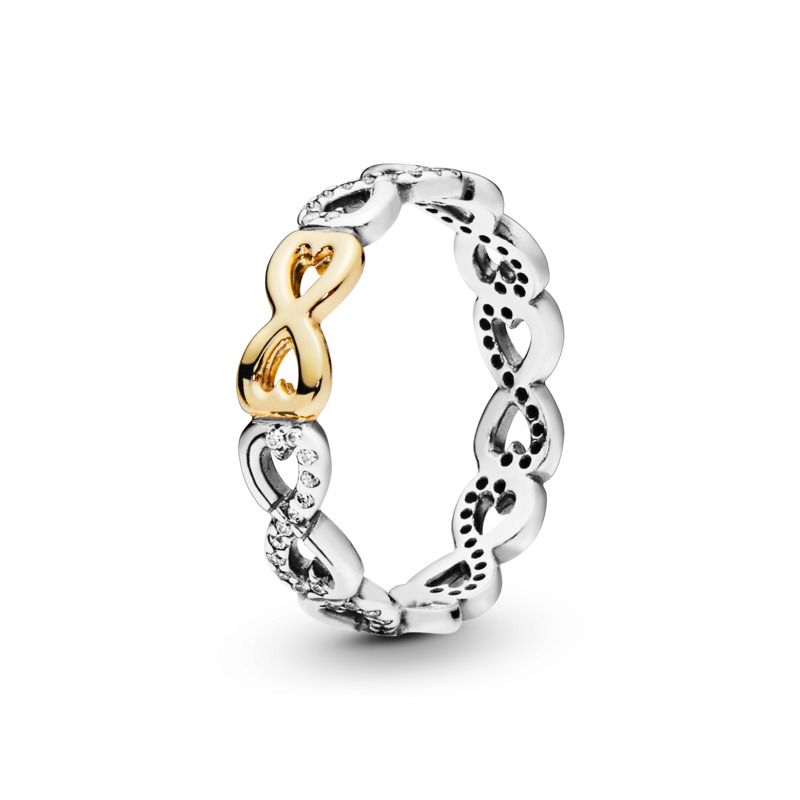 Sparkling Infinity Band Ring